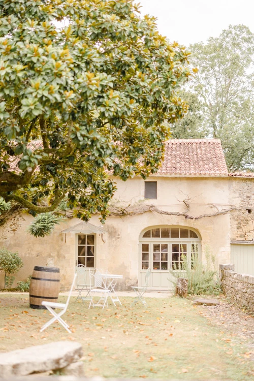 ferme marron gris château